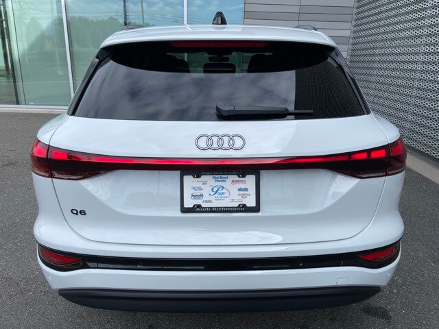 2025 Audi Q6 E-tron Premium Plus photo 4