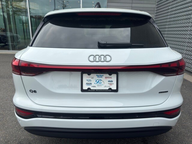 2025 Audi Q6 E-tron Premium Plus photo 4