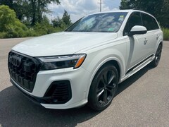2025 Audi Q7 55 Premium Plus SUV