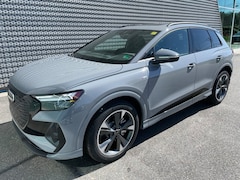 2025 Audi Q4 e-tron 55 Premium SUV