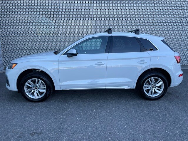 2024 Audi Q5 45 S line Premium photo 2