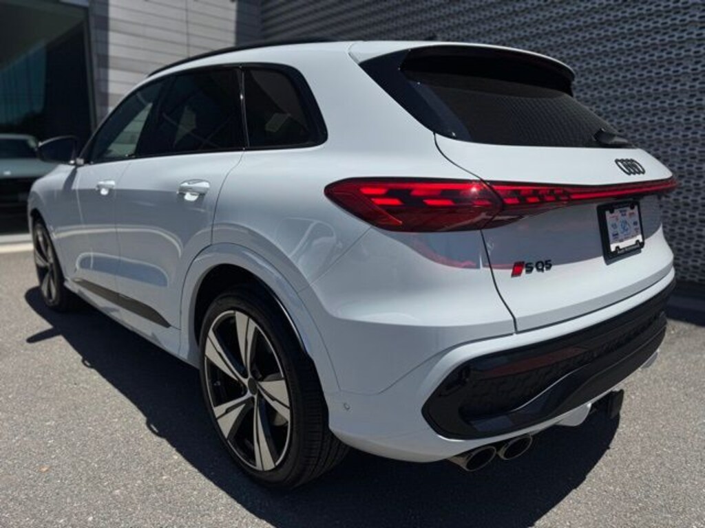 New 2026 Audi SQ5 SUV
