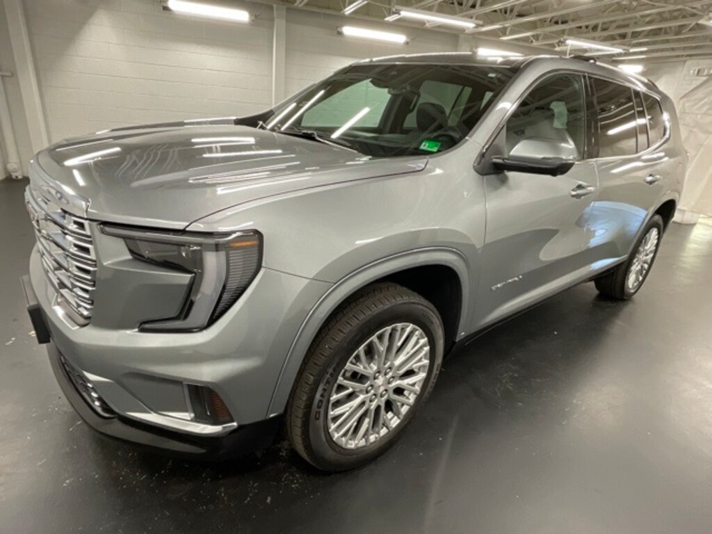 Used 2025 GMC Acadia Denali SUV