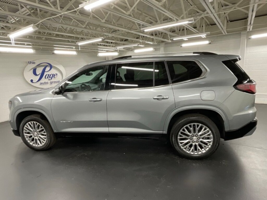 Used 2025 GMC Acadia Denali SUV