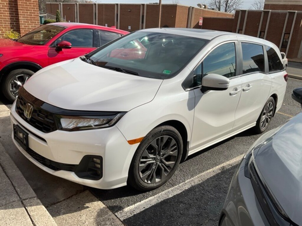 Used 2025 Honda Odyssey Touring Van