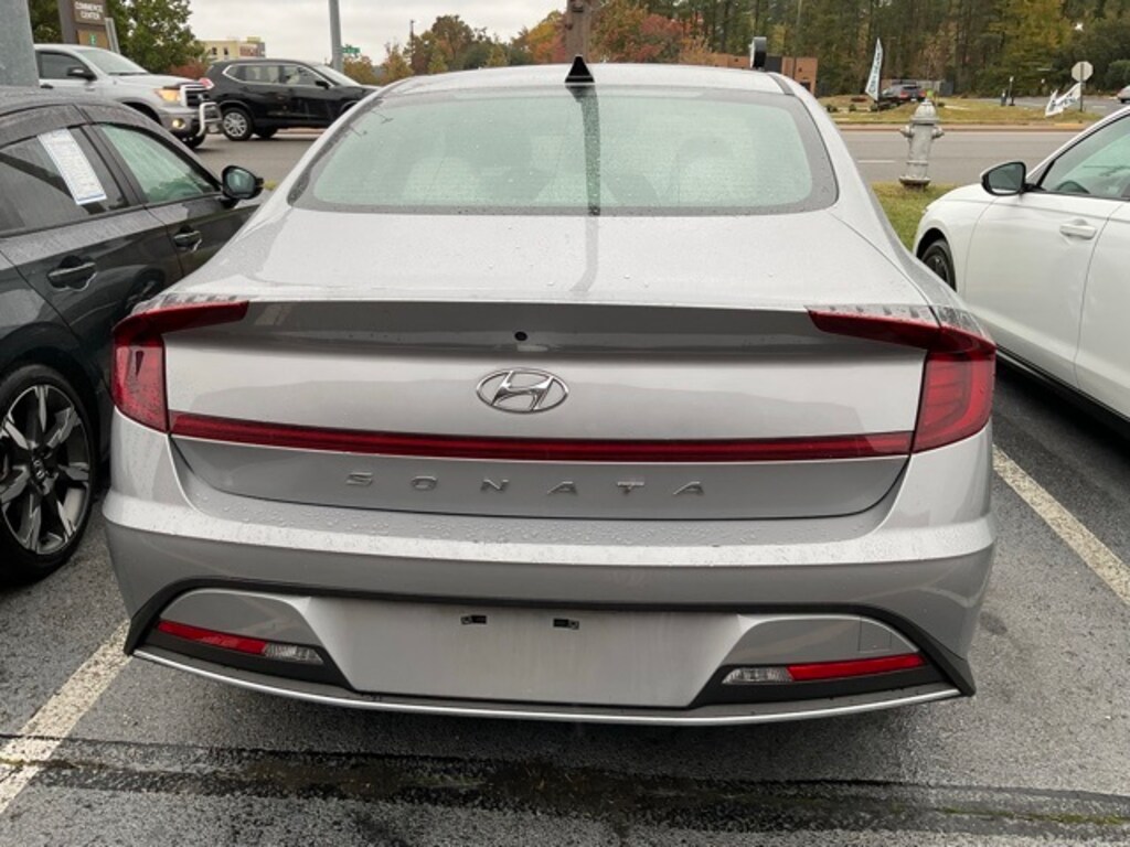 Used 2023 Hyundai Sonata SE Sedan