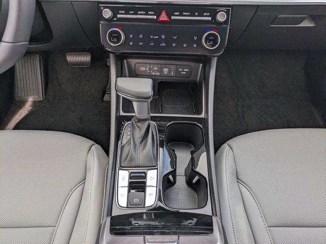 2025 Hyundai Santa Cruz Limited - Photo 19