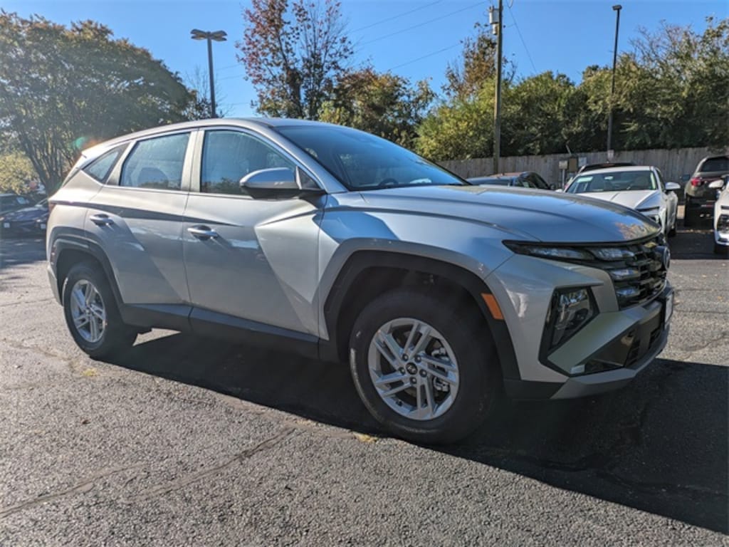 New 2026 Hyundai Tucson SE AWD SUV