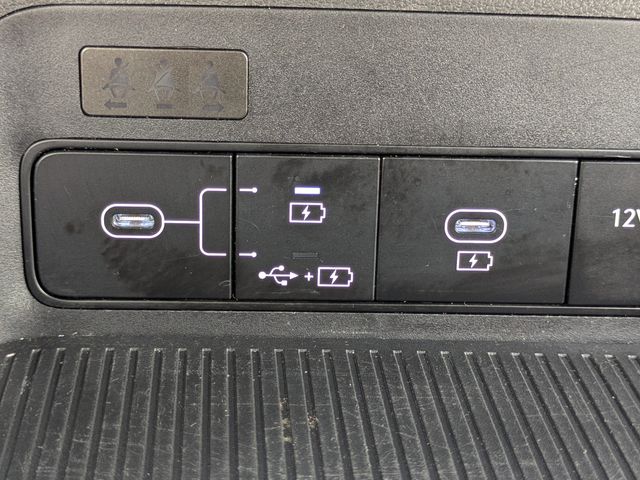 2025 Hyundai Kona SEL - Photo 20