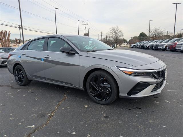 2026 Hyundai Elantra SEL's photo