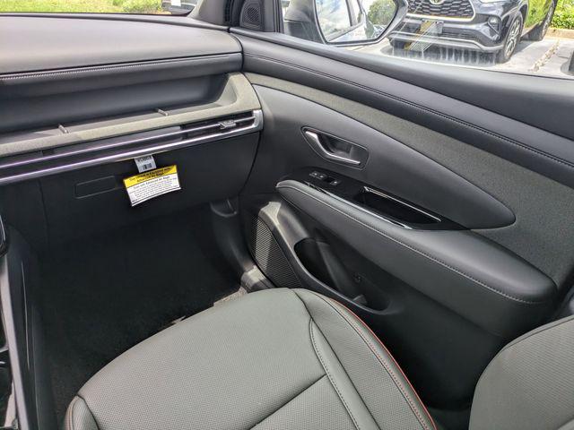 2025 Hyundai Santa Cruz Limited - Photo 17