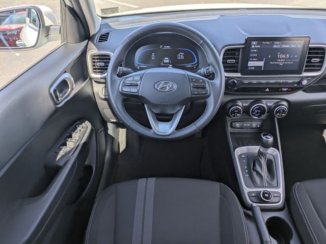 2026 Hyundai Venue SEL - Photo 16