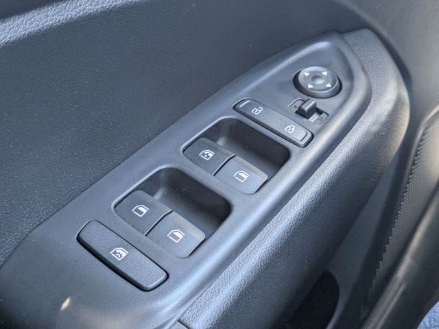 2026 Hyundai Venue SEL - Photo 24