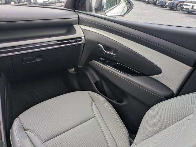 2025 Hyundai Santa Cruz Limited - Photo 17