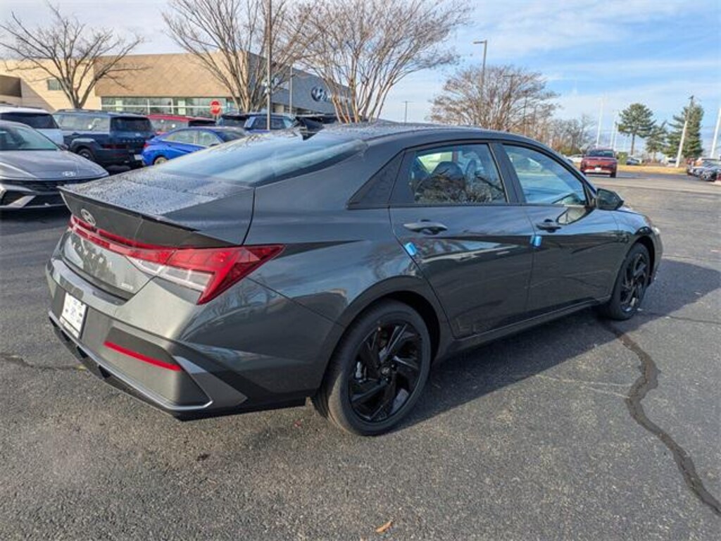 New 2026 Hyundai Elantra Hybrid SEL Sport Sedan