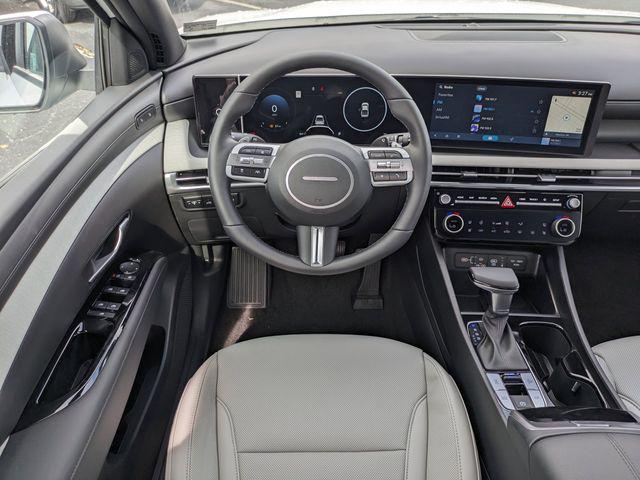 2025 Hyundai Santa Cruz Limited - Photo 16
