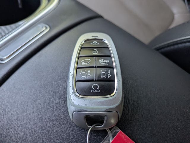 2023 Hyundai Santa Fe Limited - Photo 29