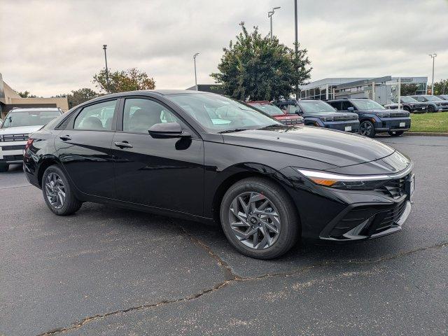 2026 Hyundai Elantra Hybrid Blue Sedan