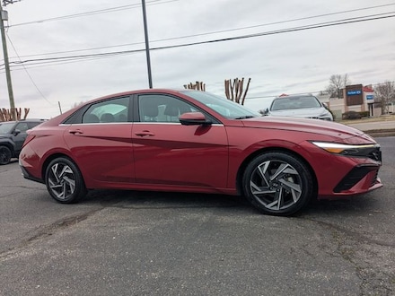 2024 Hyundai Elantra Limited Sedan