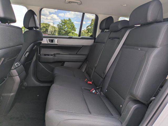 2026 Hyundai Santa Fe SE - Photo 13