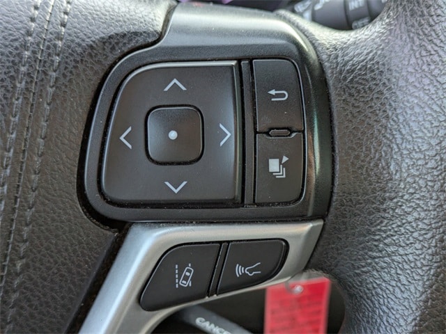 2019 Toyota Highlander LE - Photo 24
