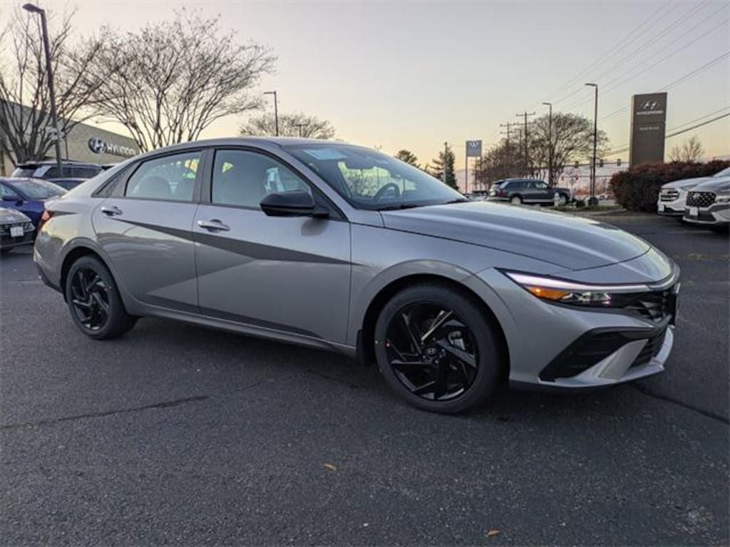New 2026 Hyundai Elantra SEL Sport Sedan