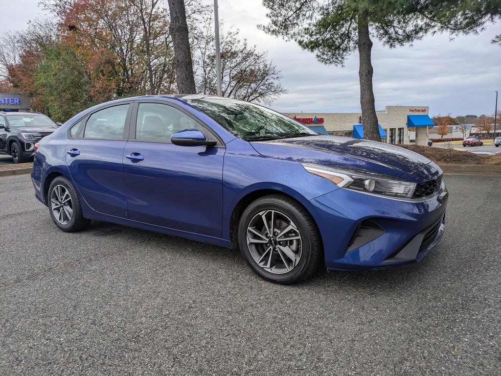 Used 2023 Kia Forte LXS Sedan