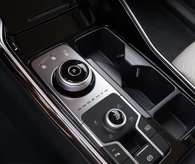 The All-New 2022 Kia Sorento Plug-In Hybrid at West Broad Kia in Richmond | Center Console Technology of the 2022 Kia Sorento Plug-In Hybrid