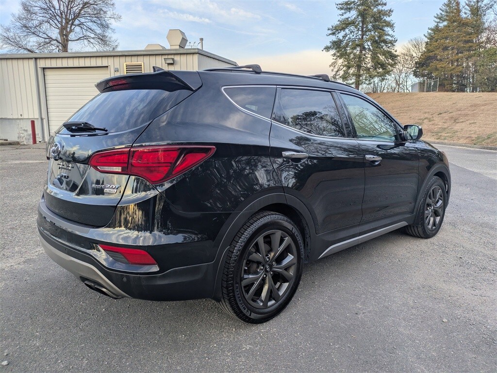 Used 2017 Hyundai Santa Fe Sport 2.0L Turbo Ultimate SUV
