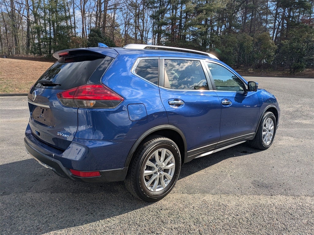 Used 2017 Nissan Rogue SV SUV