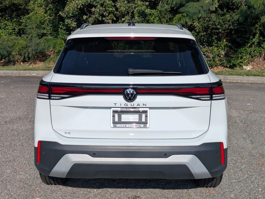 Certified 2025 Volkswagen Tiguan 2.0T SE SUV