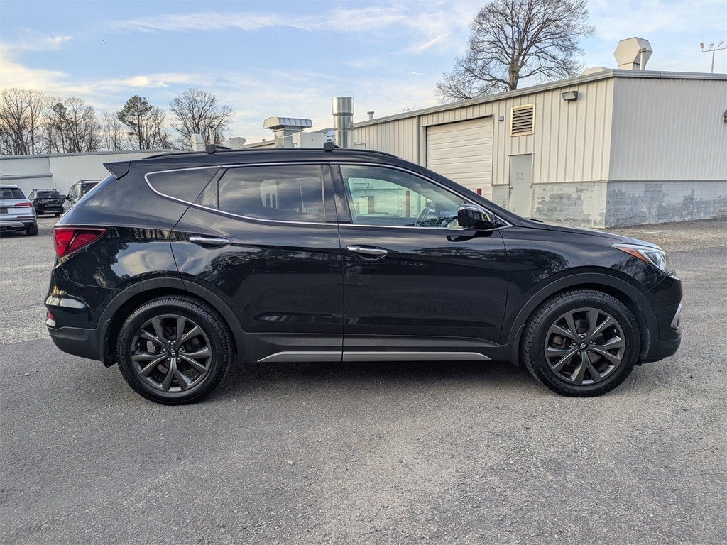 Used 2017 Hyundai Santa Fe Sport 2.0L Turbo Ultimate SUV