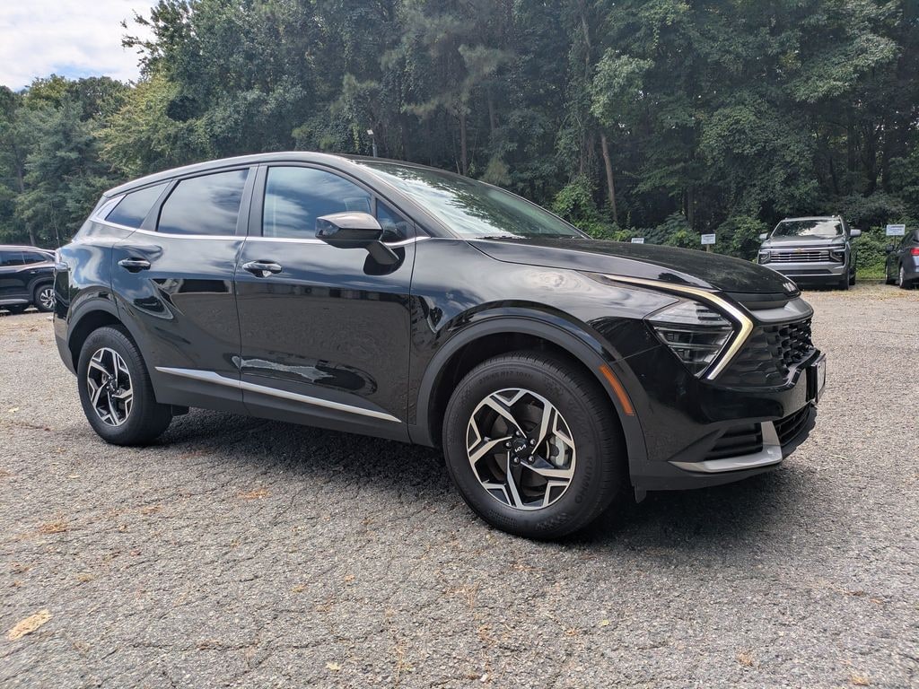 Certified 2025 Kia Sportage LX SUV