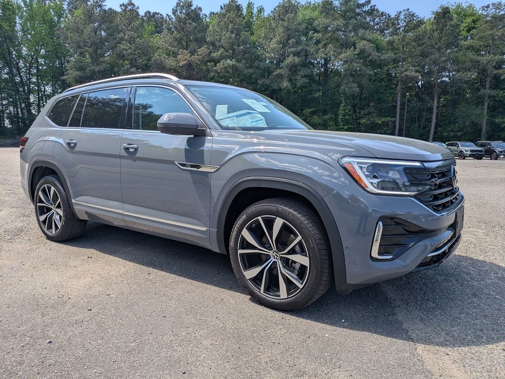 New 2026 Volkswagen Atlas 2.0T SEL Premium R-Line SUV