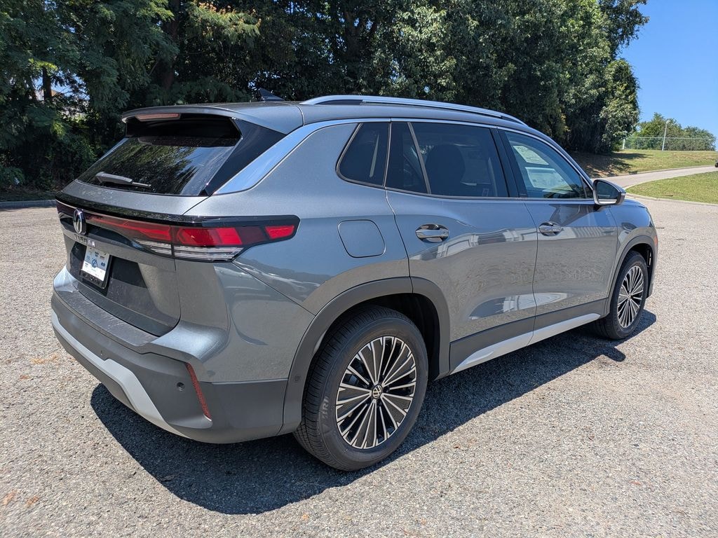 New 2026 Volkswagen Tiguan S SUV
