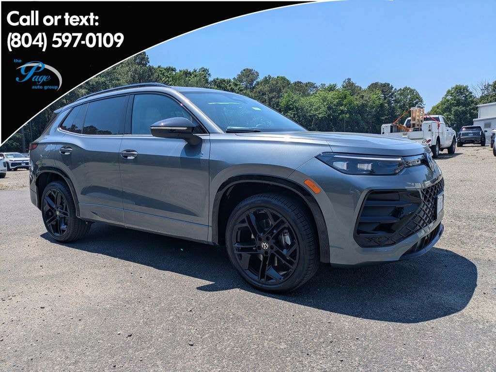 New 2026 Volkswagen Tiguan 2.0T SE R-Line Black SUV