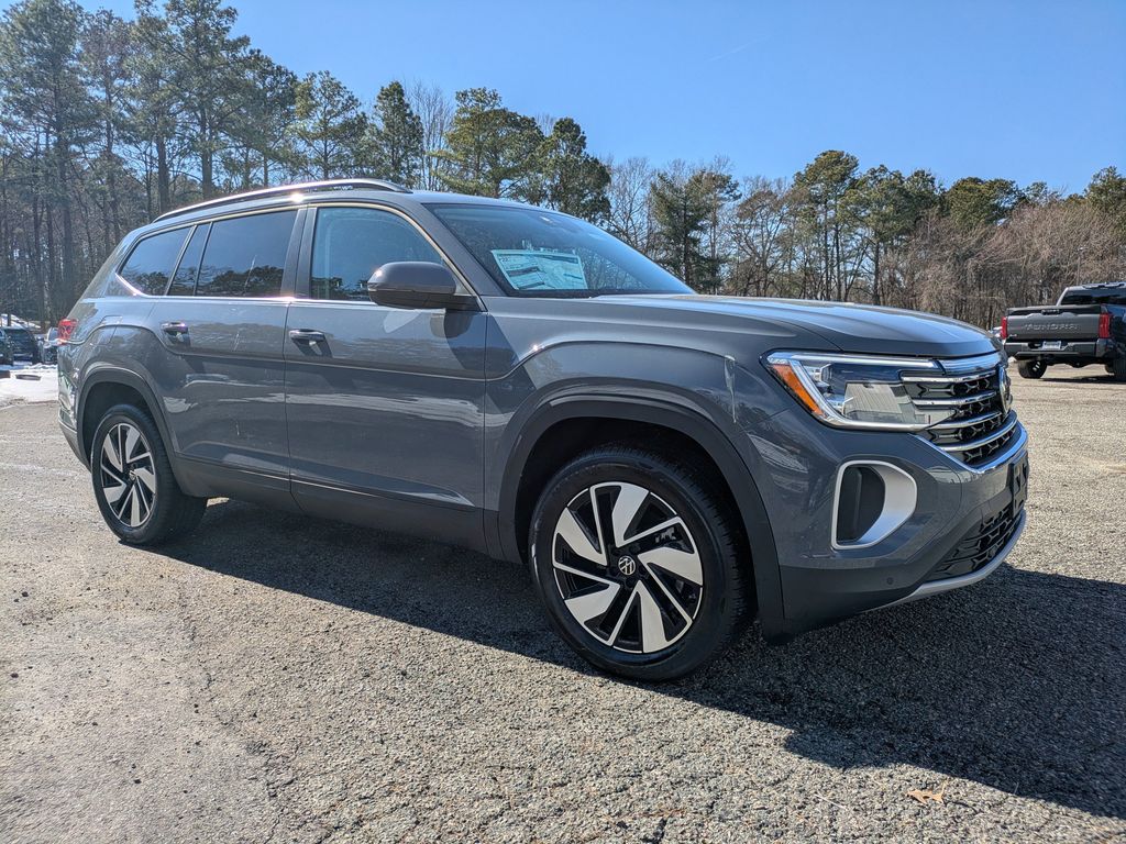 2026 Volkswagen Atlas SE w/Tech - Photo 2