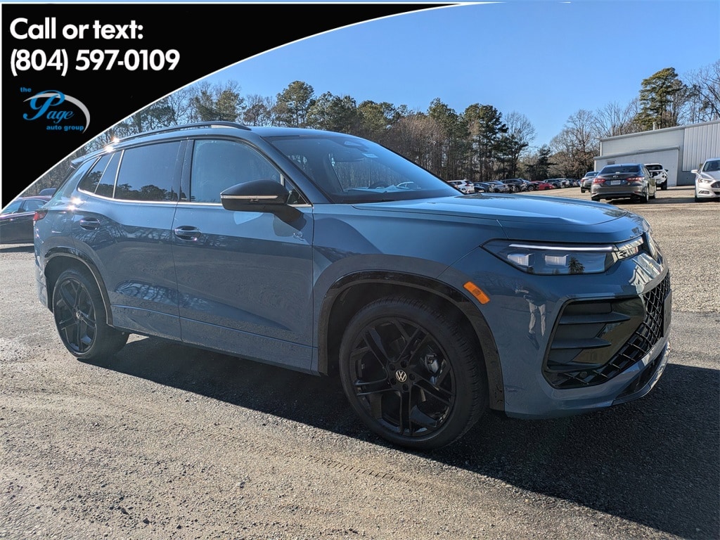 New 2026 Volkswagen Tiguan 2.0T SE R-Line Black SUV