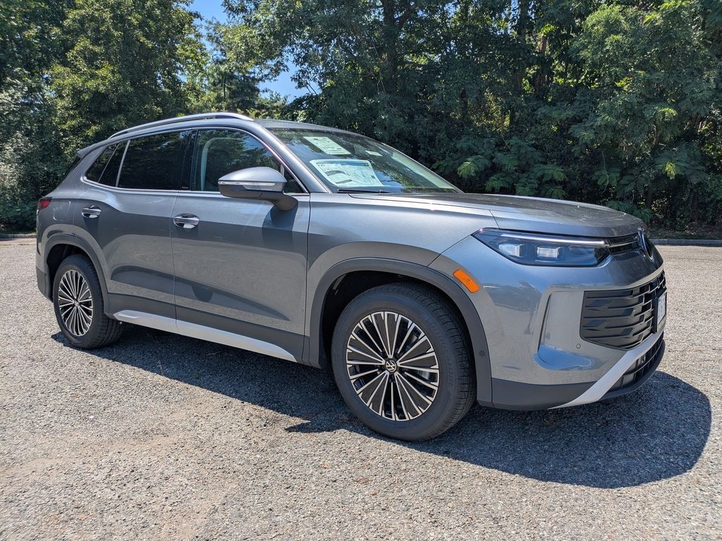 New 2026 Volkswagen Tiguan S SUV