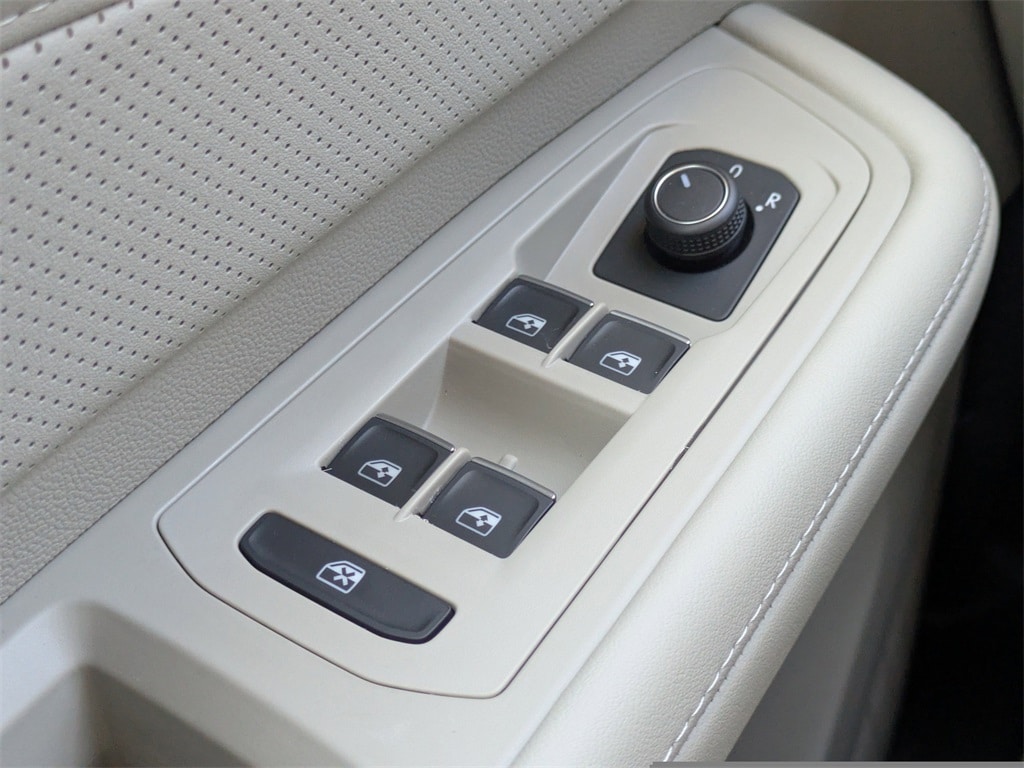 2026 Volkswagen Atlas SE - Photo 23