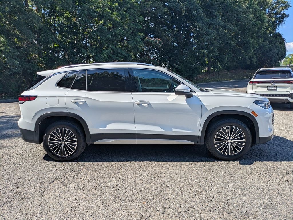 New 2026 Volkswagen Tiguan 2.0T S SUV
