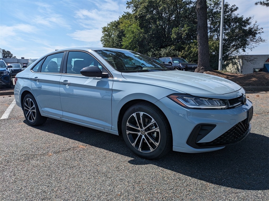 New 2025 Volkswagen Jetta 1.5T Sport Sedan