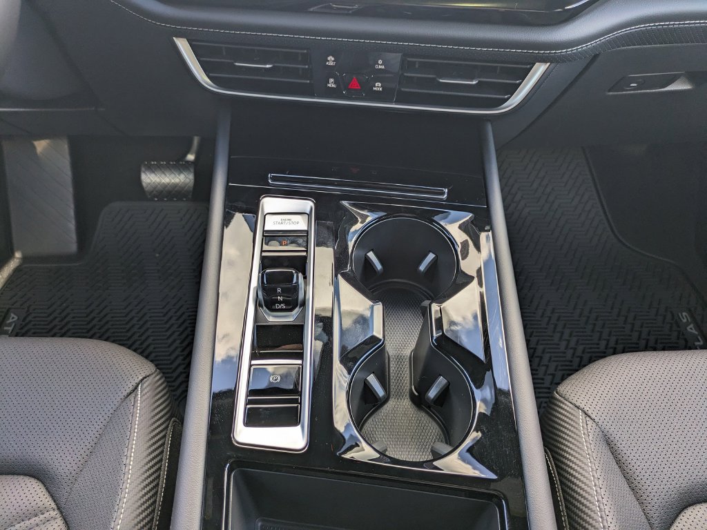 2026 Volkswagen Atlas Cross Sport SE w/Tech - Photo 19