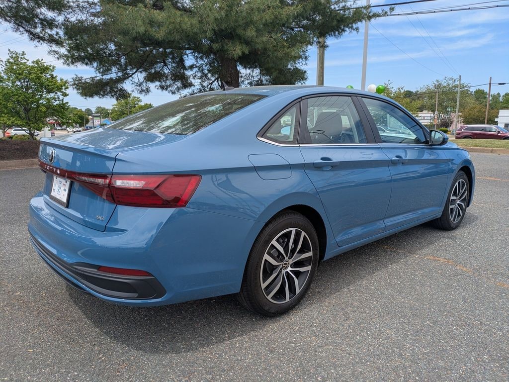 New 2026 Volkswagen Jetta 1.5T SE Sedan