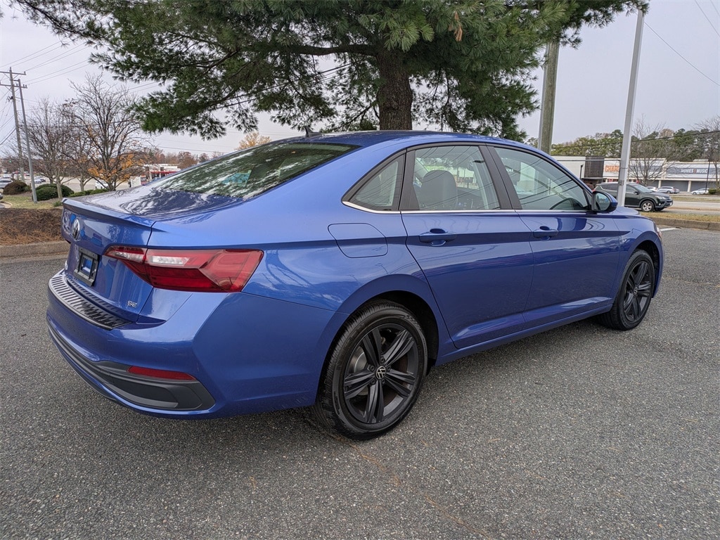 Used 2023 Volkswagen Jetta 1.5T SE Sedan