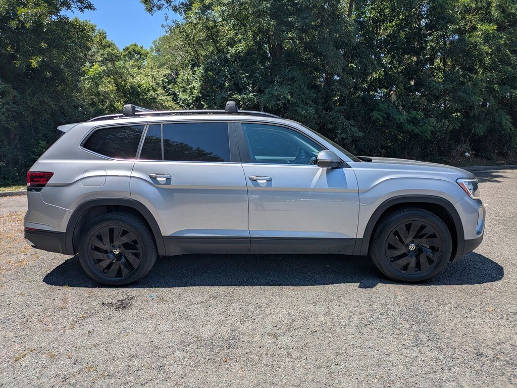 Certified 2024 Volkswagen Atlas 2.0T SE w/Technology SUV