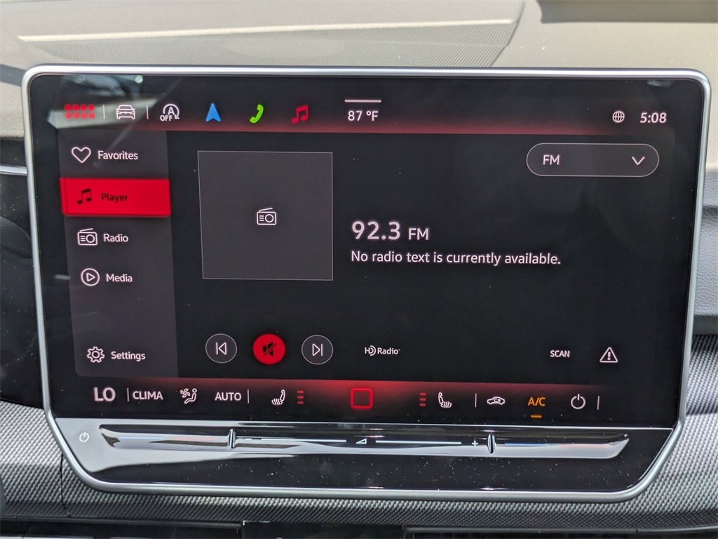 2025 Volkswagen Golf GTI SE - Photo 17