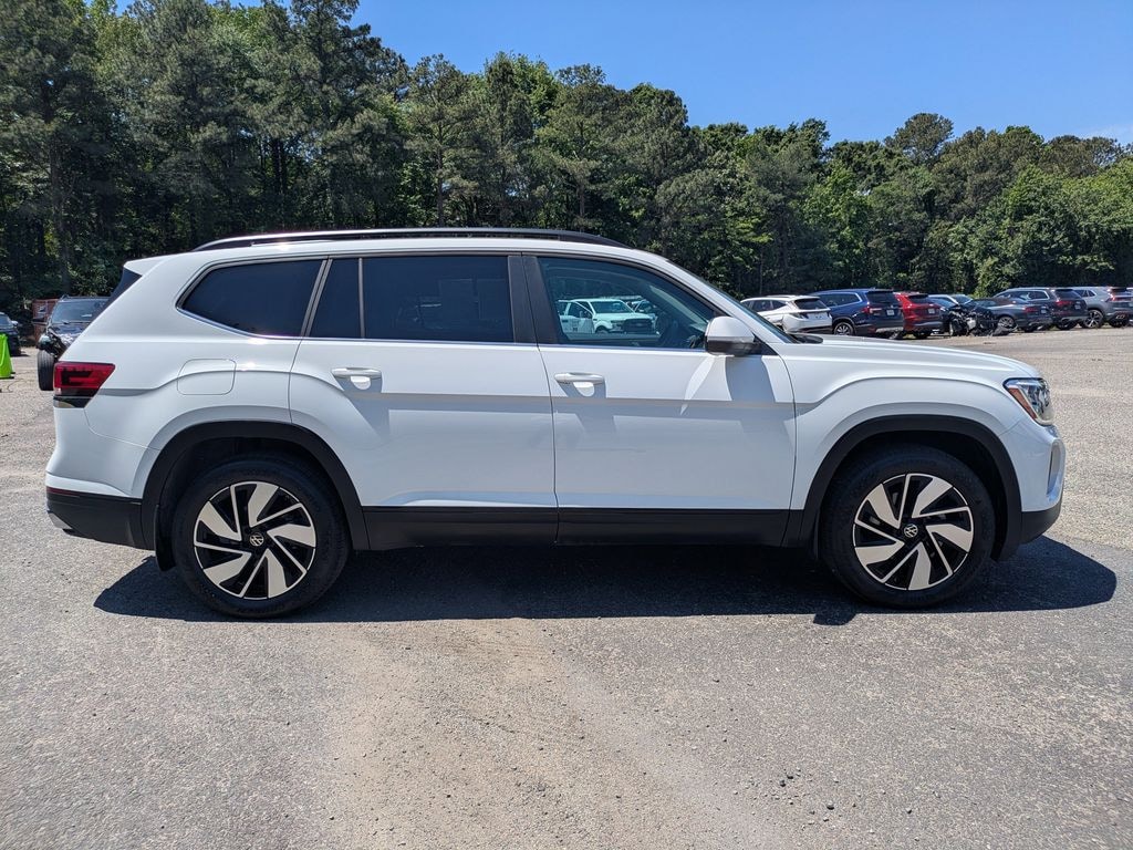 Used 2024 Volkswagen Atlas 2.0T SE w/Technology SUV