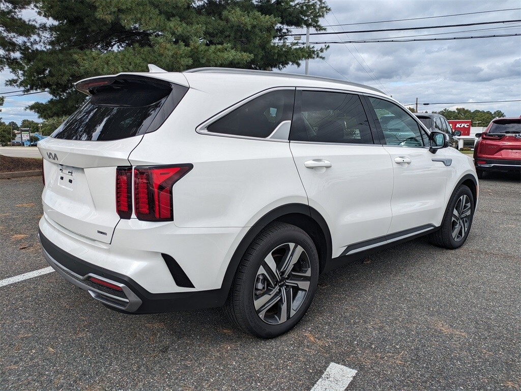2024 Kia Sorento Hybrid EX photo 3