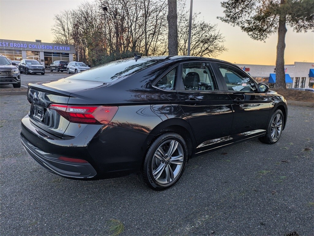 2024 Volkswagen Jetta 1.5T SE photo 4